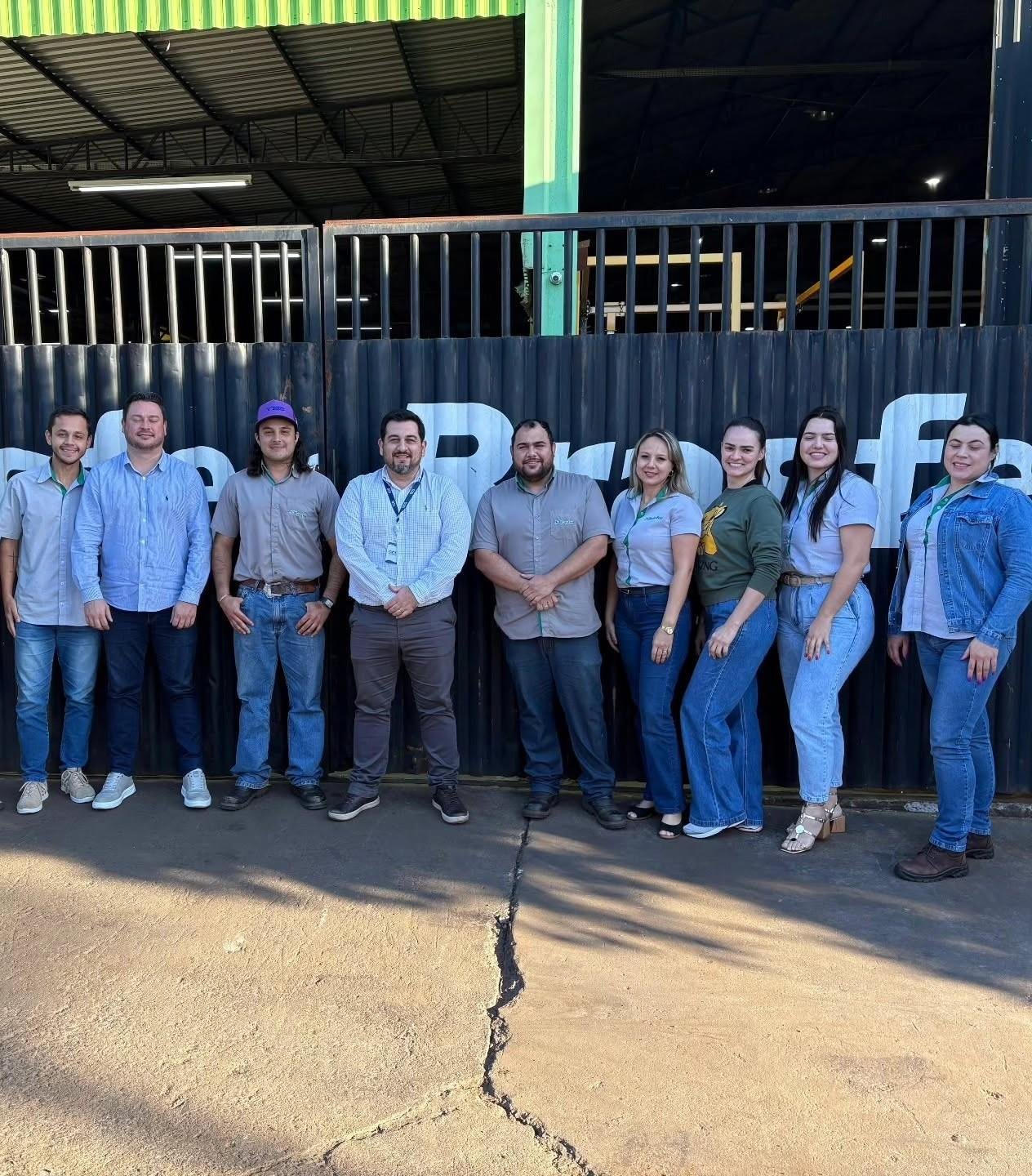 Equipe técnica da Brasfer durante a auditoria de recertificação da ISO 9001 em 2026